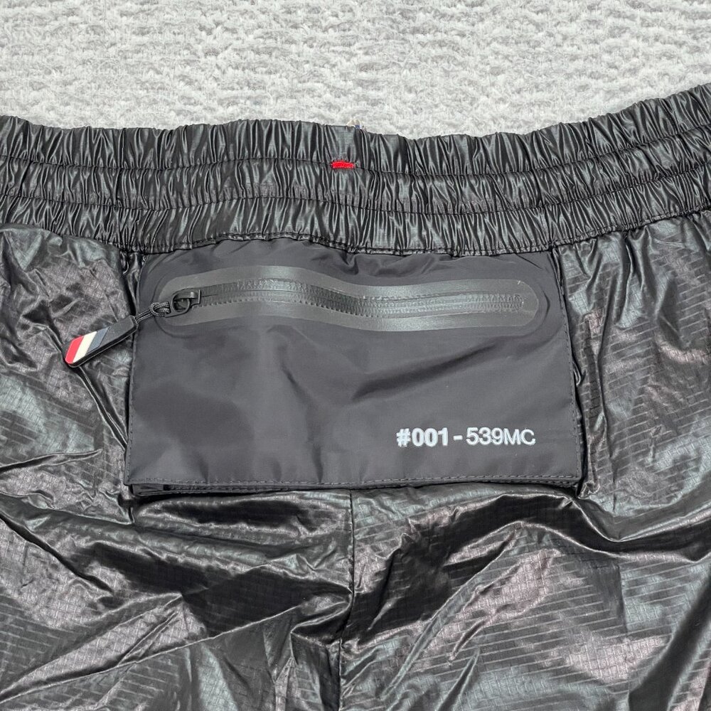 Moncler Grenoble Bermuda Shorts Men's Size Large (Fits 36) Day-Namic 10" NWT - Picture 15 of 16